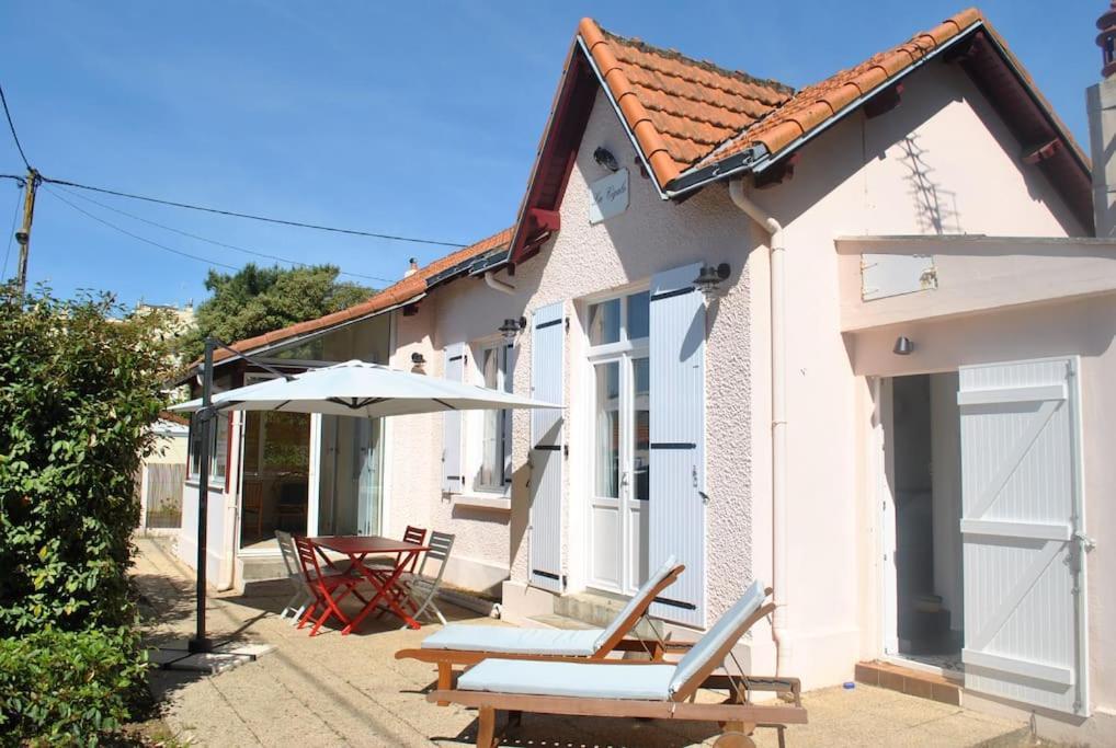 Villa Maison De Vacances De Charmes Au Bord De La Mer à Saint-Brévin-les-Pins Extérieur photo